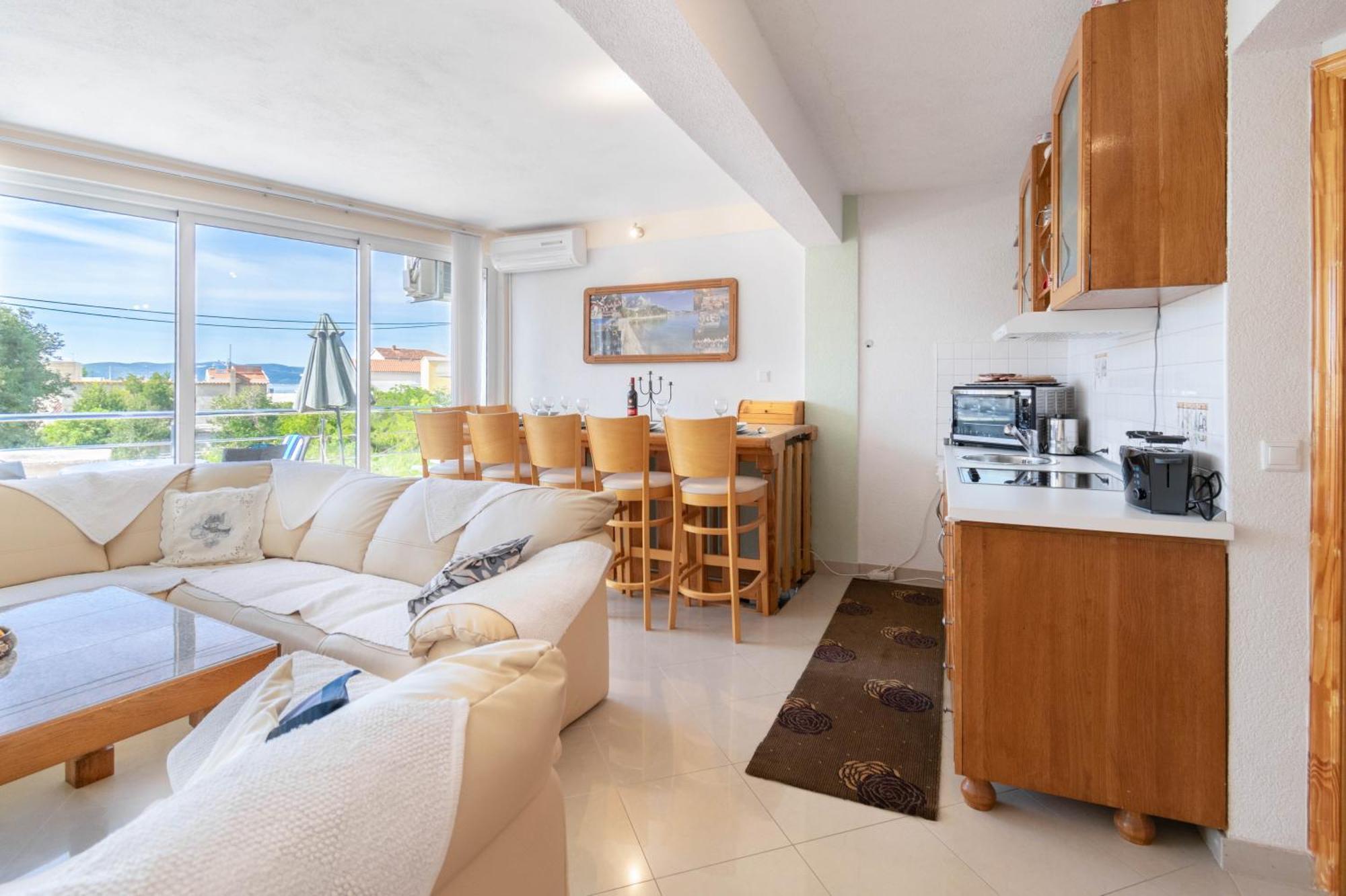 Apartment Kristina Dujmovic Baska Voda Bilik gambar